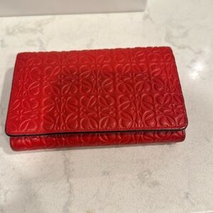 Loewe wallet.